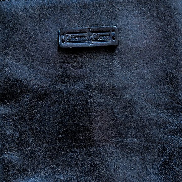 Gianni Conti Black Leather Crossbody | Minimalist Italian Purse - Picture 4 of 6